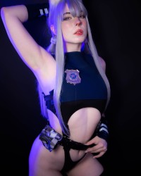 MollyRedWolf Cosplay photo