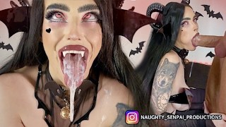 SUCK-CUBUS (Extended Cut) AHEGAO Goth meisje geneukt! - Succubus Cosplay, Nylon Voeten, Blowjob & Facial